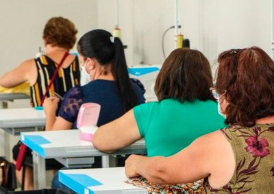 Parceria entre institui&ccedil;&otilde;es locais oferece forma&ccedil;&atilde;o voltada ao aprendizado de t&eacute;cnicas de costura