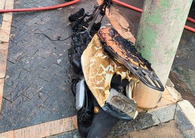 Chamas foram controladas pelo Corpo de Bombeiros e n&atilde;o houve registro de v&iacute;timas