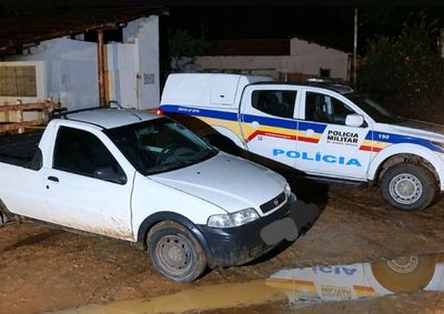 Fiat Strada foi encontrada estacionada de forma suspeita na Estrada do Beloto