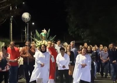 Programa&ccedil;&atilde;o religiosa inclui celebra&ccedil;&atilde;o campal, b&ecirc;n&ccedil;&atilde;o de ve&iacute;culos e prociss&atilde;o