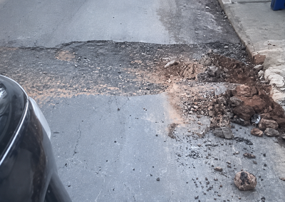 Moradores cobram reparo na pavimenta&ccedil;&atilde;o ap&oacute;s obra na Avenida M&aacute;rio Lanzani