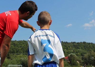 Oportunidade &eacute; destinada &agrave; atua&ccedil;&atilde;o com futebol no Projeto Pr&oacute;-Vida