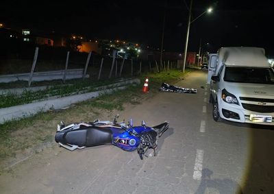 Passageiro que estava no ve&iacute;culo ficou gravemente ferido e foi encaminhado para o hospital