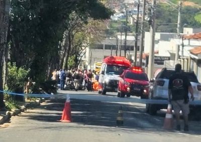 Ocorr&ecirc;ncia foi registrada na Avenida M&aacute;rio Lanzani e os dois condutores n&atilde;o se feriram