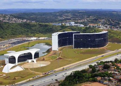 Vices foram definidos por v&aacute;rias chapas e candidaturas ainda dever&atilde;o ser confirmadas pela Justi&ccedil;a Eleitoral
