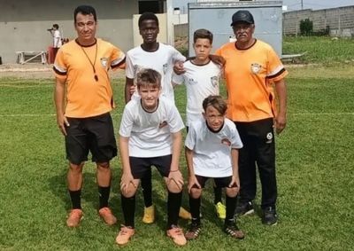 Avalia&ccedil;&atilde;o realizada no Clube Rio Branco reuniu jovens atletas da cidade
