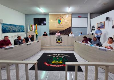 Na reuni&atilde;o desta ter&ccedil;a-feira ser&atilde;o lidas mat&eacute;rias sobre parcerias, cr&eacute;ditos e t&iacute;tulos de cidad&atilde;o andradense
