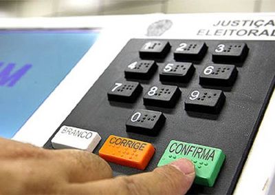 Conhecer as fun&ccedil;&otilde;es de cada cargo, avaliar propostas, hist&oacute;rico e partidos pode ajudar na decis&atilde;o do eleitor