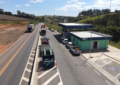 Segundo a EPR Sul de Minas, o maior fluxo &eacute; esperado na sexta e na segunda-feira