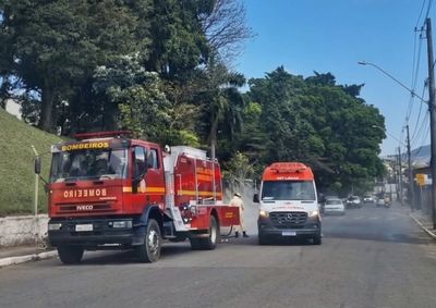 Homem foi atacado ap&oacute;s parar em uma bica de &aacute;gua e precisou receber atendimento m&eacute;dico