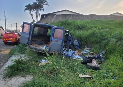 Per&iacute;cia foi realizada no local e ve&iacute;culo foi encaminhado para um p&aacute;tio credenciado