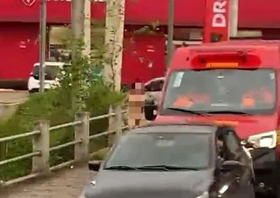 Mulher de 44 anos foi localizada sem roupas ap&oacute;s pedir ajuda a uma equipe do Corpo de Bombeiros