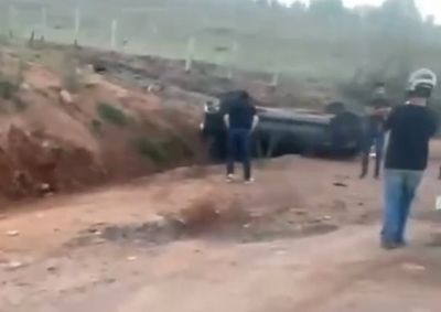 Acidente aconteceu no fim da tarde desta quarta-feira e motorista n&atilde;o ficou ferido