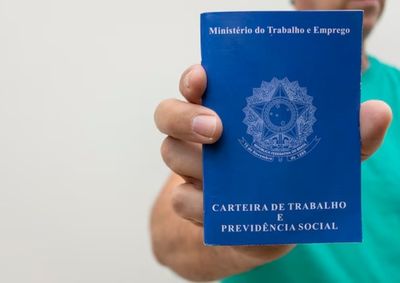 Trabalhadores de Andradas e todo o pa&iacute;s passam a ter dois dias de descanso remunerados