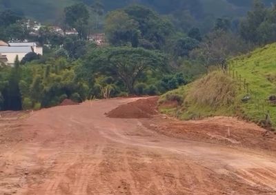 Cons&oacute;rcio Nova MG-455 executar&aacute; melhorias e pavimenta&ccedil;&atilde;o em trecho de 3,6 quil&ocirc;metros, com investimento de R$ 27,8 milh&otilde;es