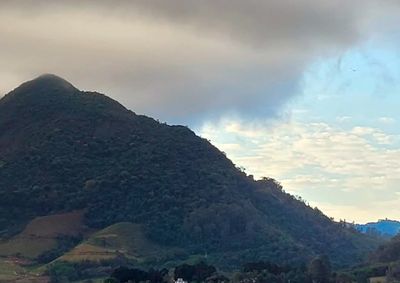 Previs&atilde;o indica per&iacute;odo mais quente e est&aacute;vel antes da chegada de uma nova frente fria