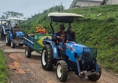 Evento realizado no bairro Serra dos Limas contou com b&ecirc;n&ccedil;&atilde;o, distribui&ccedil;&atilde;o de mudas de caf&eacute; e celebra&ccedil;&atilde;o de missa