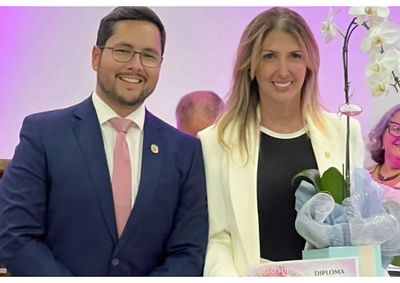 Evento celebrou a trajet&oacute;ria e a contribui&ccedil;&atilde;o de mulheres da cidade, com homenagens indicadas pelos vereadores
