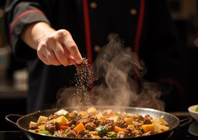 Restaurantes, bares, hot&eacute;is e pousadas podem se cadastrar at&eacute; 22 de maio para integrar materiais tur&iacute;sticos oficiais do munic&iacute;pio