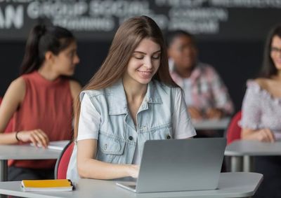 Complexo educacional ser&aacute; constru&iacute;do no bairro Estoril e ter&aacute; capacidade para atender cerca de 4,3 mil estudantes da regi&atilde;o