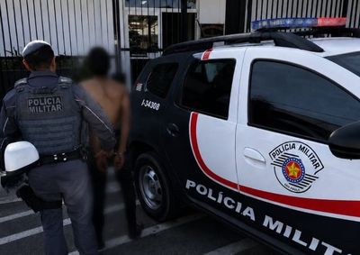 Tentativa de roubo aconteceu na manh&atilde; desta segunda-feira; v&iacute;tima foi encontrada com ferimentos na cabe&ccedil;a e no ombro