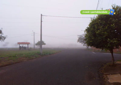 Neblina reduziu a visibilidade em pontos da cidade nas primeiras horas do dia; m&aacute;xima prevista &eacute; de 22&deg;C e n&atilde;o h&aacute; previs&atilde;o de chuva