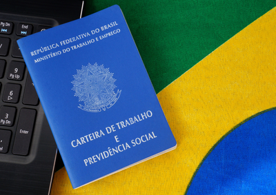 Dados do Novo Caged mostram saldo positivo no munic&iacute;pio entre janeiro e maio; pa&iacute;s acumula abertura de 767 mil postos de trabalho no per&iacute;odo.