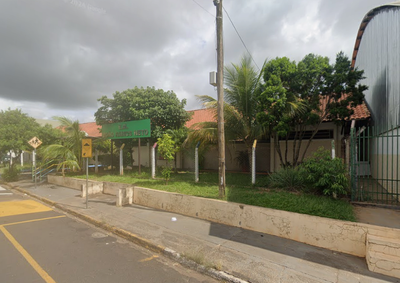 Contrata&ccedil;&atilde;o prev&ecirc; pintura interna e externa, reparos e demarca&ccedil;&otilde;es t&eacute;cnicas em unidades da rede municipal de ensino