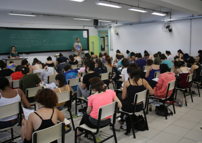 Pedidos de isen&ccedil;&atilde;o ou redu&ccedil;&atilde;o de 50% da taxa podem ser feitos at&eacute; domingo (30); S&atilde;o Jos&eacute; do Rio Preto est&aacute; entre as cidades com cursos
