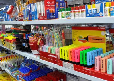 &Oacute;rg&atilde;o alerta sobre itens permitidos nas listas, direitos das fam&iacute;lias e dicas para economizar no retorno &agrave;s aulas.