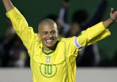 Ex-meia e &iacute;dolo do futebol brasileiro assume o comando do clube de S&atilde;o Jo&atilde;o del-Rei para a disputa da S&eacute;rie B e sequ&ecirc;ncia do ano.