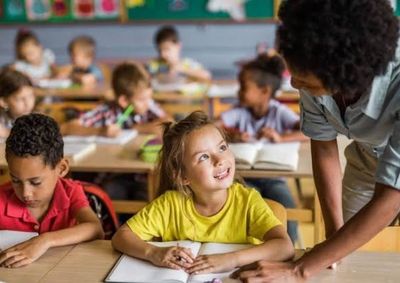 Oportunidades s&atilde;o para diversos cargos e exigem comparecimento presencial com documenta&ccedil;&atilde;o.