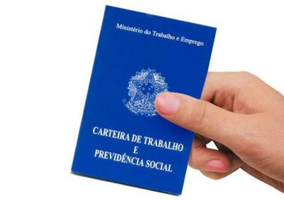 Oportunidades contemplam fun&ccedil;&otilde;es na constru&ccedil;&atilde;o civil, ind&uacute;stria, com&eacute;rcio e servi&ccedil;os, com sal&aacute;rios de at&eacute; R$ 2,7 mil.