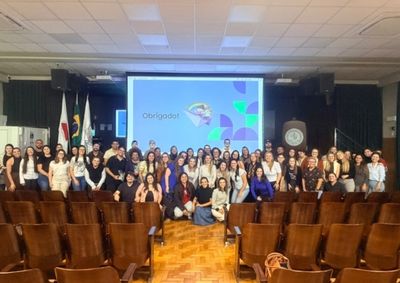 Encontro reuniu m&eacute;dicos, enfermeiros e equipe multiprofissional para atualiza&ccedil;&atilde;o e troca de experi&ecirc;ncias no atendimento &agrave; popula&ccedil;&atilde;o.