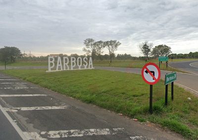 O terreno, com mais de 26 mil m&sup2;, ser&aacute; usado para a constru&ccedil;&atilde;o de um portal de entrada, arboriza&ccedil;&atilde;o e pavimenta&ccedil;&atilde;o asf&aacute;ltica da avenida de acesso.