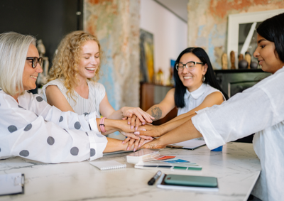 Iniciativa Todos por Elas promove encontro gratuito no Sal&atilde;o Comunit&aacute;rio com foco em capacita&ccedil;&atilde;o e networking para mulheres.