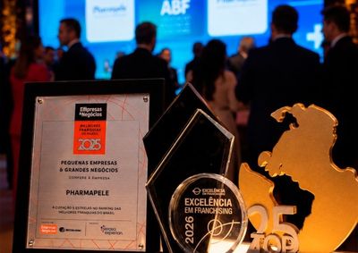 Premia&ccedil;&otilde;es nacionais refor&ccedil;am a Pharmapele como refer&ecirc;ncia no franchising brasileiro e destacam Bauru no setor farmac&ecirc;utico.