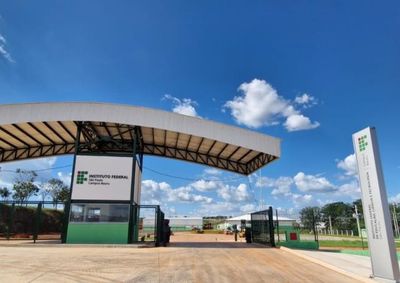 Unidade definitiva na Na&ccedil;&otilde;es Unidas Norte conta com estrutura completa de laborat&oacute;rios e quadra para fortalecer o ensino tecnol&oacute;gico na regi&atilde;o