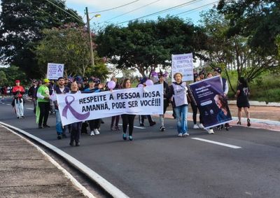 Caminhada Violeta re&uacute;ne comunidade em Bauru e refor&ccedil;a a conscientiza&ccedil;&atilde;o sobre o respeito, a prote&ccedil;&atilde;o e os direitos da pessoa idosa. 