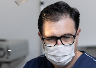 Especialista destaca alguns dos principais benef&iacute;cios da cirurgia ortogn&aacute;tica.