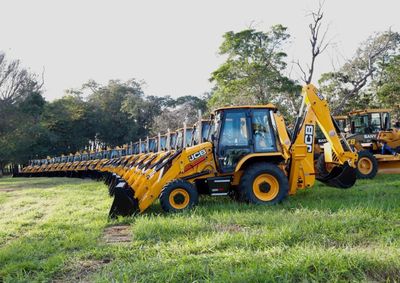  Mais 25 maquin&aacute;rios ser&atilde;o entregues ainda nos pr&oacute;ximos dias 
