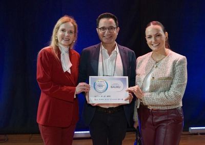 Certifica&ccedil;&atilde;o in&eacute;dita do Programa Nacional de Transpar&ecirc;ncia P&uacute;blica foi entregue em Len&ccedil;&oacute;is Paulista ao presidente Markinho Souza