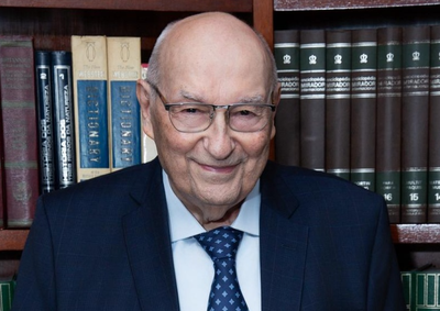 Ives Gandra da Silva Martins defende a proposta de Fachin no CNJ, mas alerta que a exclus&atilde;o do STF gera assimetria e compromete a isonomia no Judici&aacute;rio