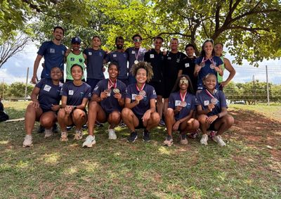 Equipe de atletismo garantiu dois ouros e tr&ecirc;s de bronzes na competi&ccedil;&atilde;o realizada em Votuporanga