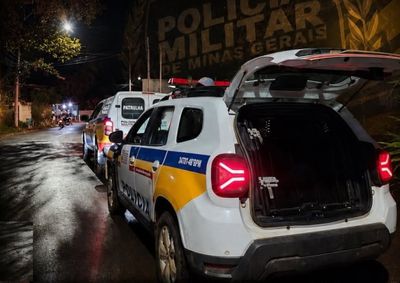 Abordagem ocorreu na regi&atilde;o de Casa Branca ap&oacute;s den&uacute;ncia de poss&iacute;vel troca de tiros nas proximidades de um estabelecimento comercial