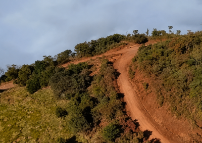 Obra contemplar&aacute; parte da via que permaneceu sem asfalto no lado de Brumadinho e ser&aacute; executada sem custos para os cofres p&uacute;blicos