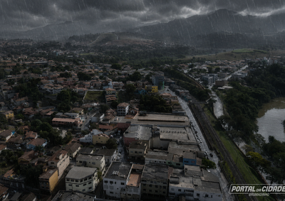 Aviso do Inmet prev&ecirc; chuva forte, ventos de at&eacute; 60 km/h e possibilidade de granizo ao longo do dia