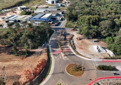 Obra ser&aacute; entregue nesta sexta-feira com mudan&ccedil;as no fluxo de ve&iacute;culos e libera&ccedil;&atilde;o oficial para o tr&aacute;fego a partir de s&aacute;bado