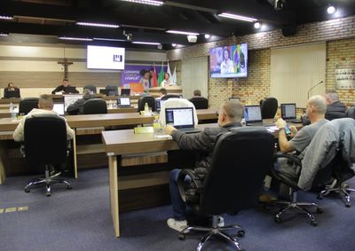 Parlamentares divergiram sobre impactos econ&ocirc;micos e sociais da proposta