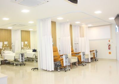 Unidade passou a receber pacientes de 12 munic&iacute;pios e amplia acesso ao tratamento pelo SUS na regi&atilde;o